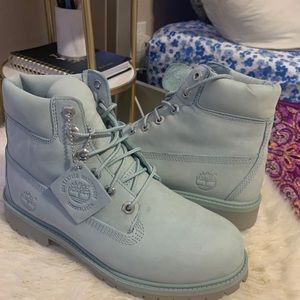 Timberland boots baby blue